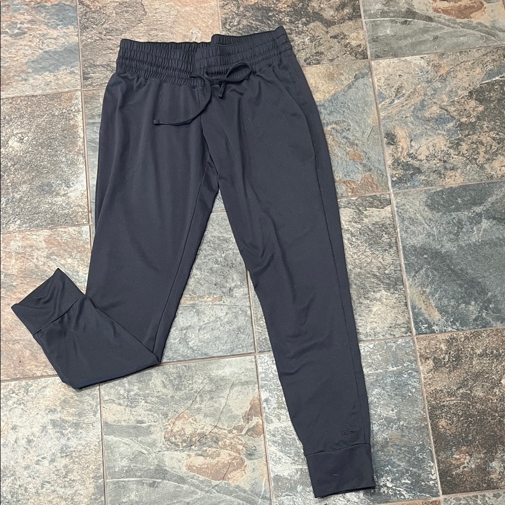 Women’s Charcoal Jogger Pants